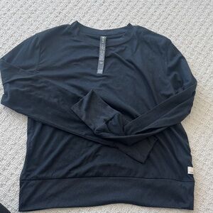 Vuori black women's long sleeve shirt